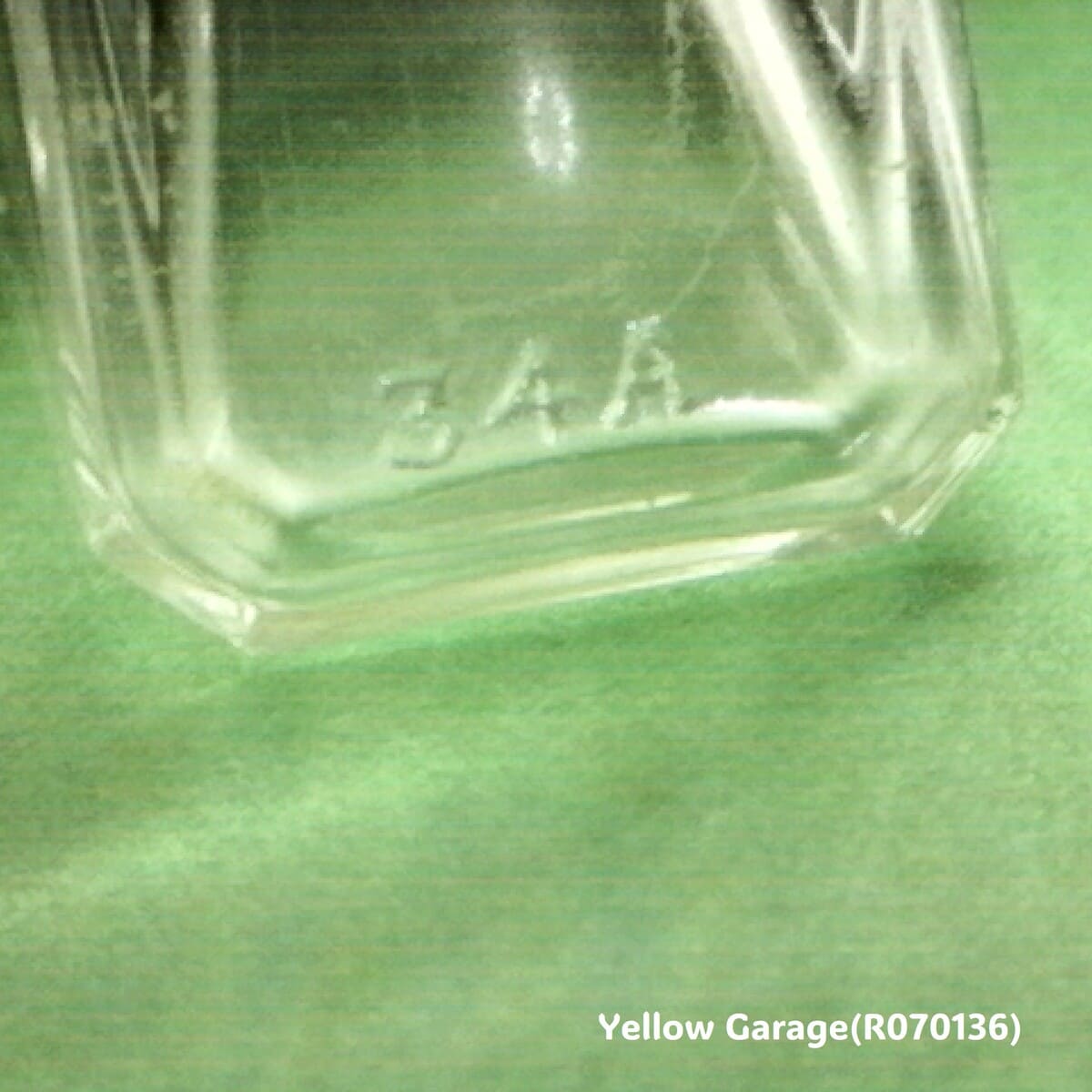 フランスを代表するブランド CHANEL(シャネル) のヴィンテージ香水ボトル顕微鏡34A