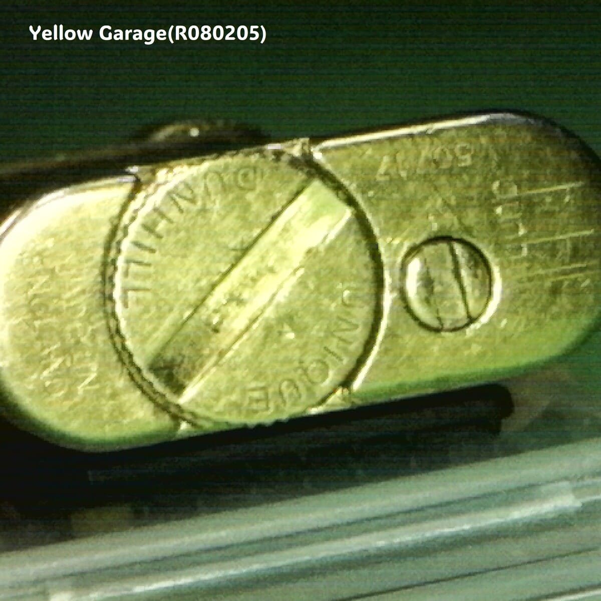 英国の老舗ブランド Dunhill(ダンヒル) によるクラシカルな ユニークスポーツタイプのヴィンテージライター _底超アップ