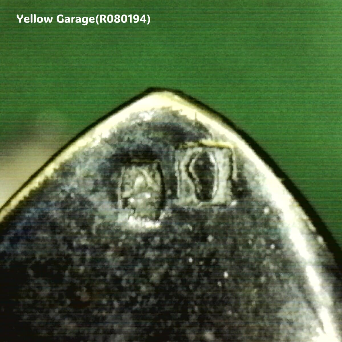 透明感のあるガラスにシルバー調の袴(はかま)を合わせた趣深いアンティークグラス4個セット_ホールマーク2