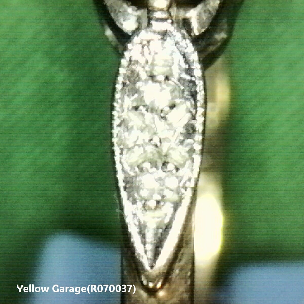 アンティーク イギリス製 ダイヤモンドリング(専用ケース付き)