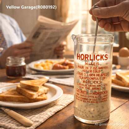 英国の栄養飲料ブランド HORLICKS（ホーリックス） のために作られた専用マドラー（プランジャー）付きミキシンググラス＿AI
