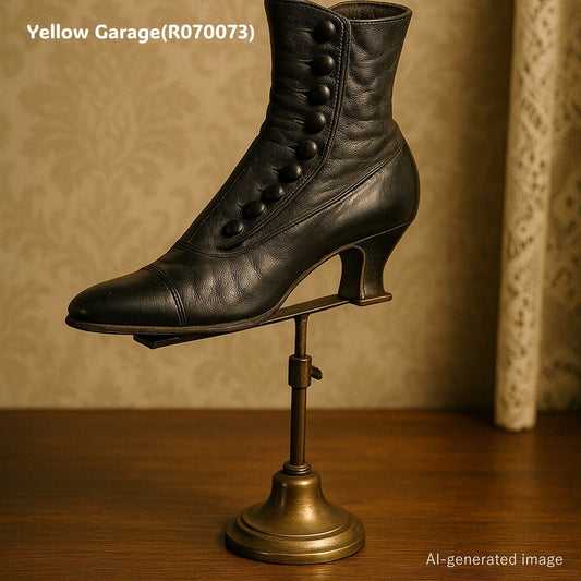 【真鍮製】アンティーク シューズディスプレイスタンド（ハイアングルタイプ）＿AI