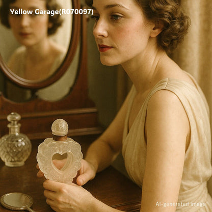 ニナ・リッチ × ラリック アールデコ香水ボトル「COEUR JOIE（喜びの心）　AI