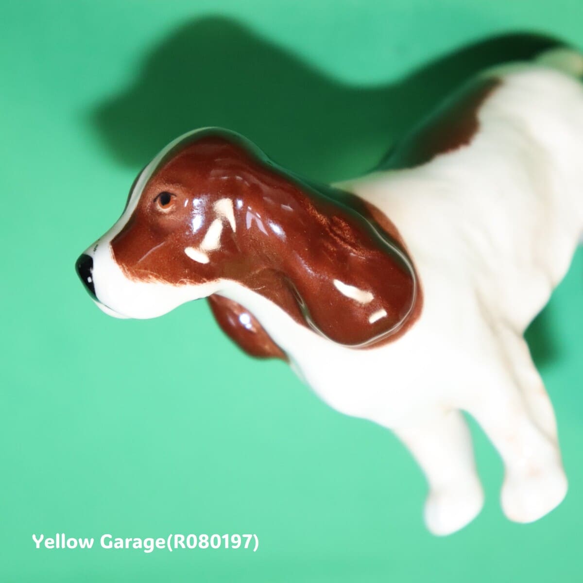 イギリスの名陶ブランド「BESWICK（ベスウィック）」製の陶器置物＿顔アップ左