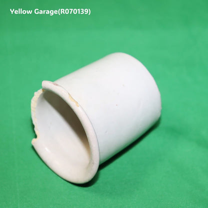 白釉の小さなアンティーク陶器ポット_拡大口左下