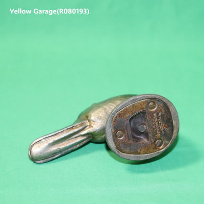 フランス・パリの老舗金物商 KIRBY, BEARD &amp; Co. によって製作されたアヒル（DUCK）をモチーフにした真鍮製ヴィンテージ・ボトルオープナー＿底左