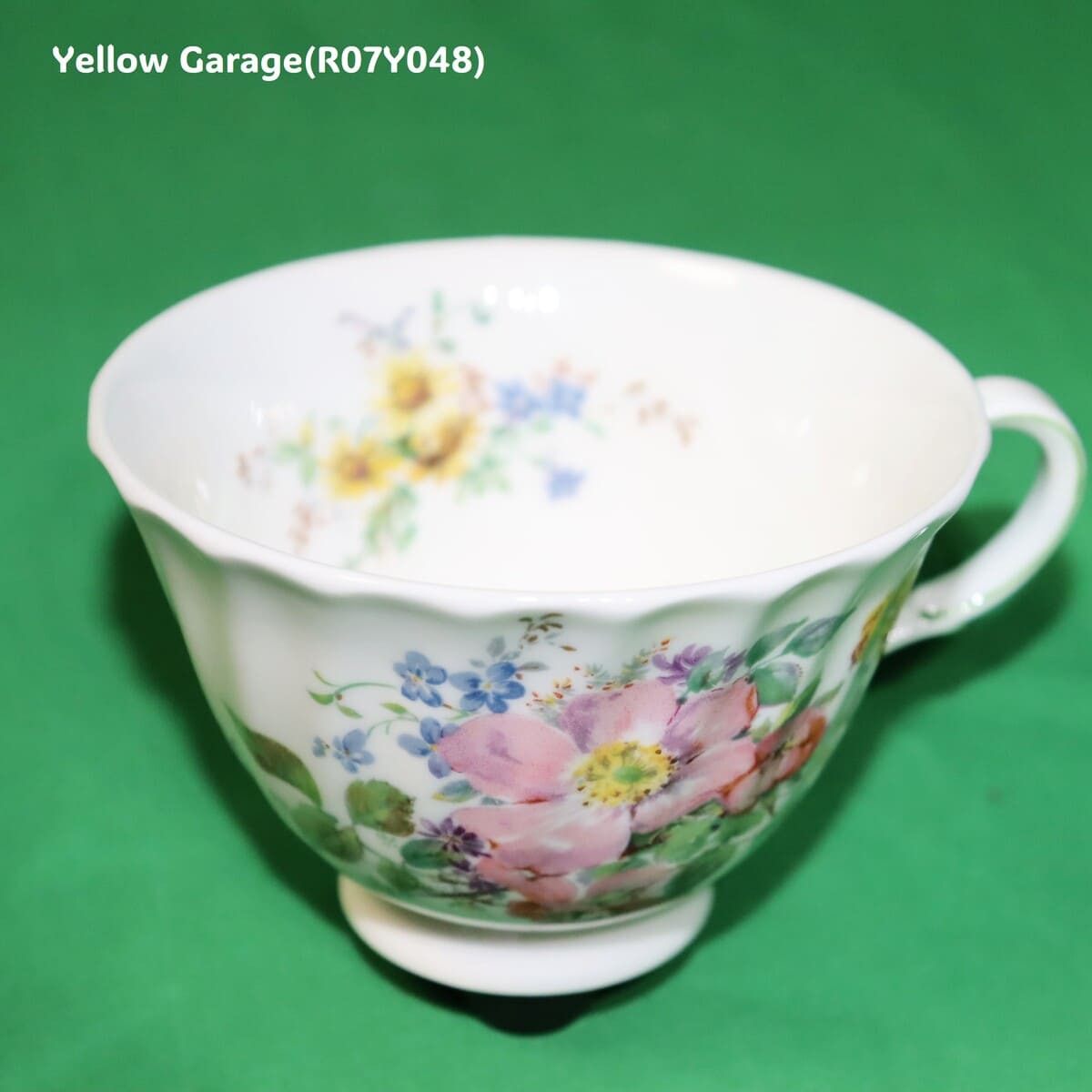 Royal Doulton（ロイヤル・ドルトン）“ARCADIA（アルカディア）” ティーカップ ペア