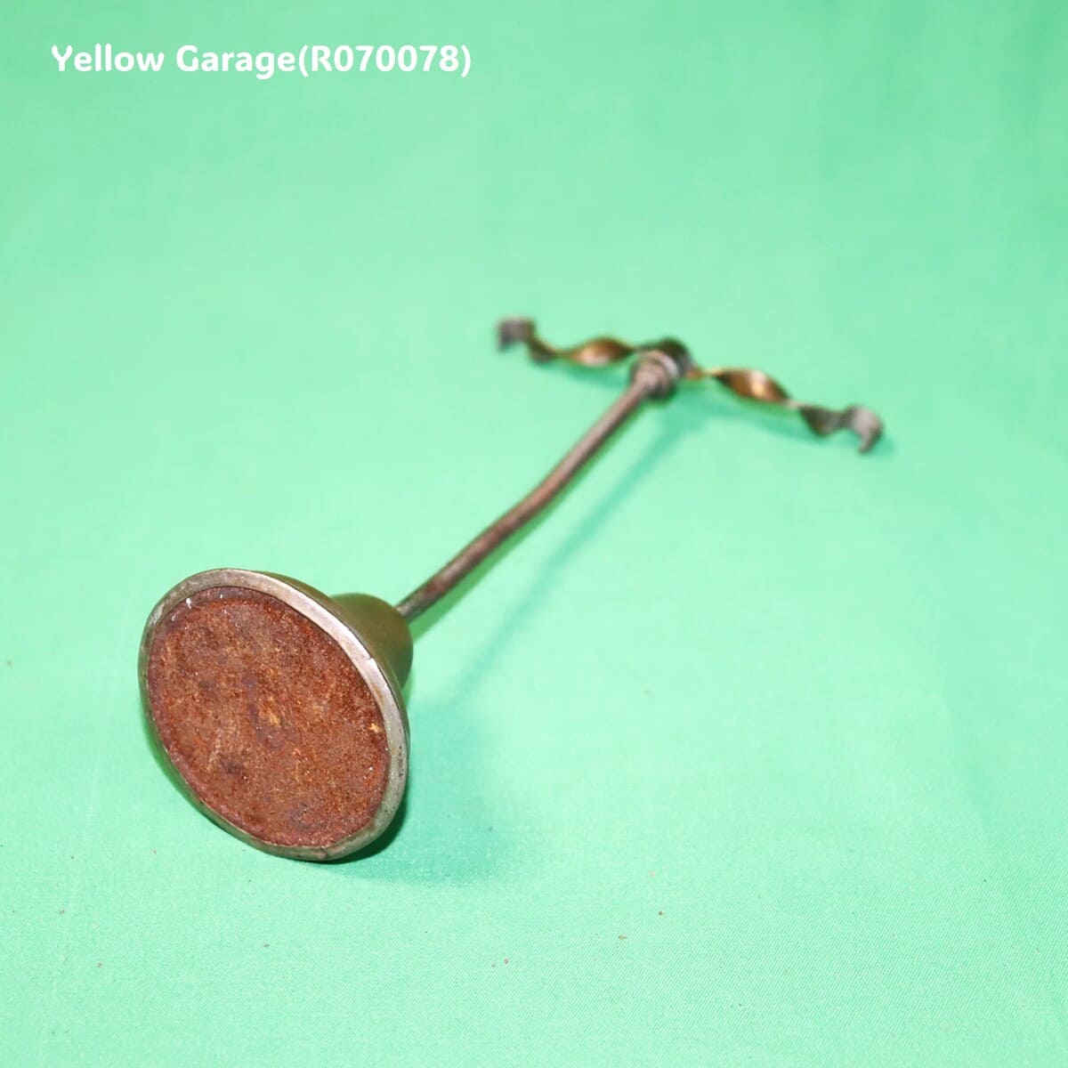 アンティーク 真鍮製ツイストバー アクセサリースタンド