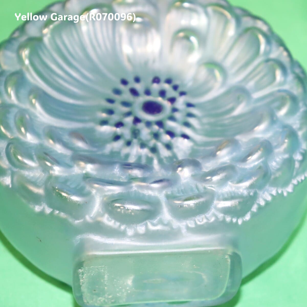 R. Lalique ダリア「Dahlia」・パフュームボトル – 両面花文様の芸術的逸品
