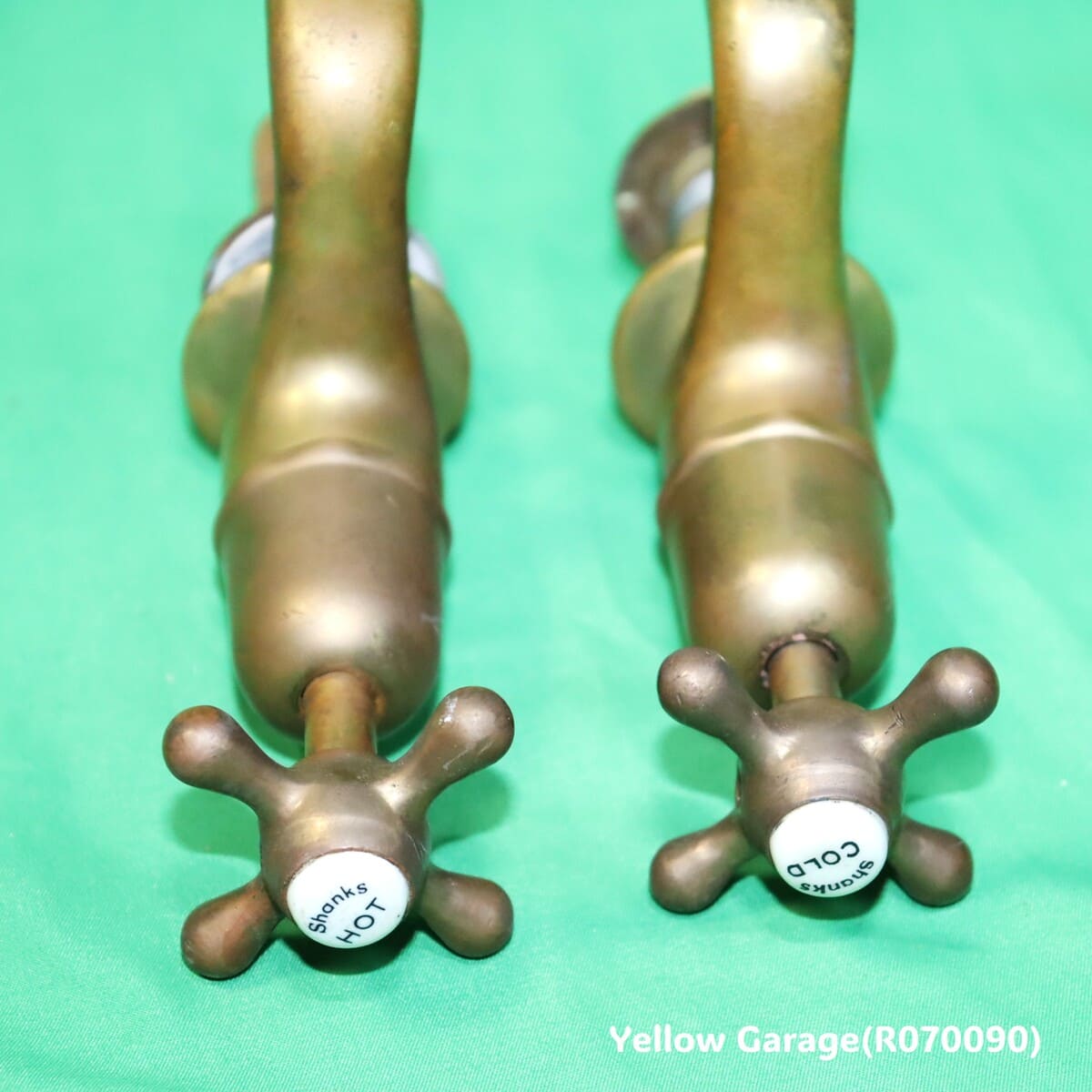 Shanks社製 真鍮製アンティーク蛇口（HOT & COLD）ペアセット｜1900年代前半 英国製