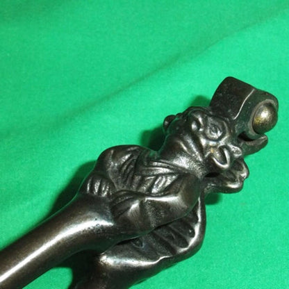 アンティーク鉄製ナッツクラッカー／人物モチーフ（王様または道化師デザイン）