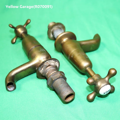 アンティーク真鍮製蛇口セット（HOTラベル付き・2本組）｜イギリス製推定