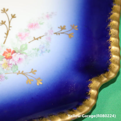 19世紀末〜20世紀初頭に製造されたフランス・リモージュのアンティークティーセット_トレイ特徴のある角拡大