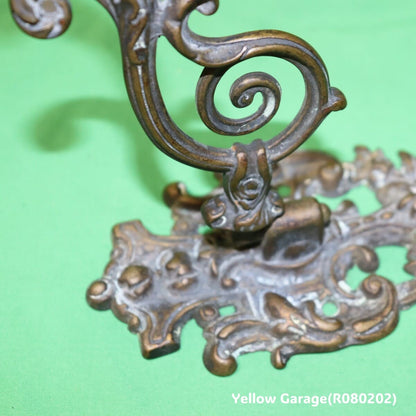 19世紀末から20世紀初頭にかけてヨーロッパ（おそらくフランスまたはイギリス）で製造されたと考えられるキャンドルスタンド＿回転部