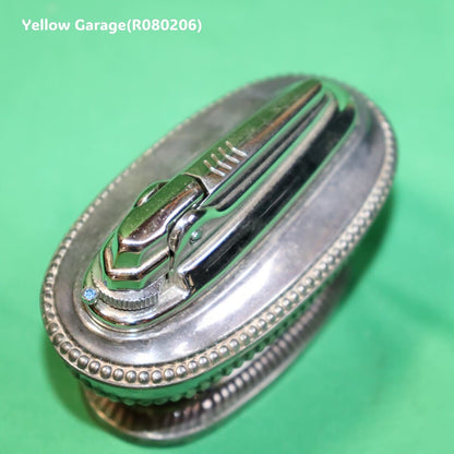 英国を代表するライターブランド RONSON（ロンソン） 製の希少なヴィンテージ卓上ライター＿アップ左下