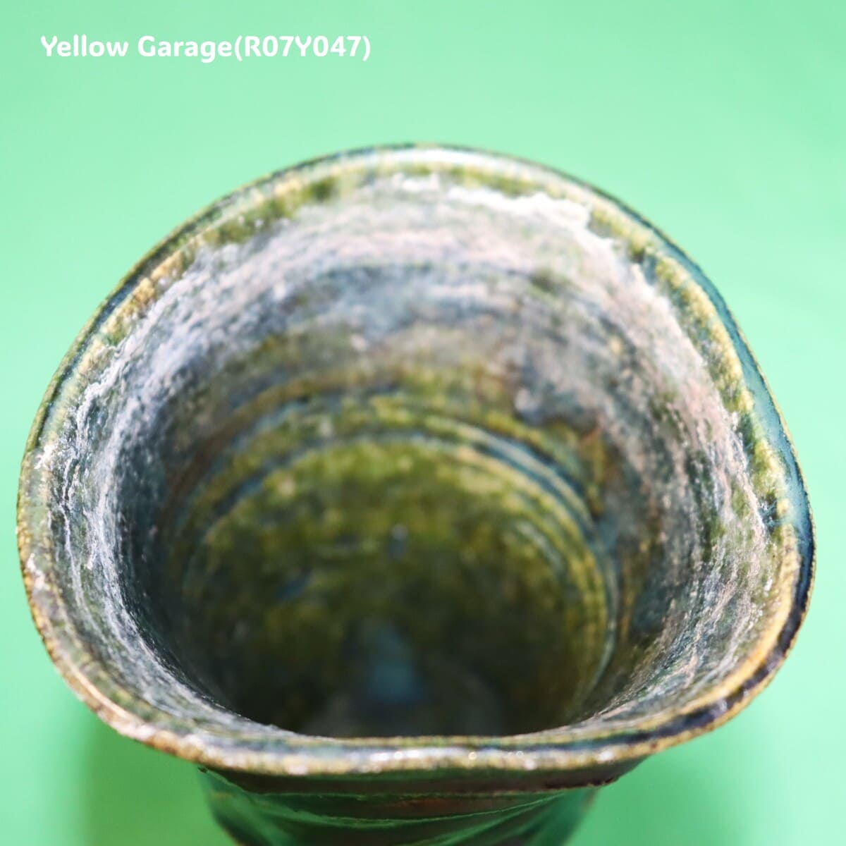 棚橋淳 作　織部青海波文 フリーカップ（高さ14cm）