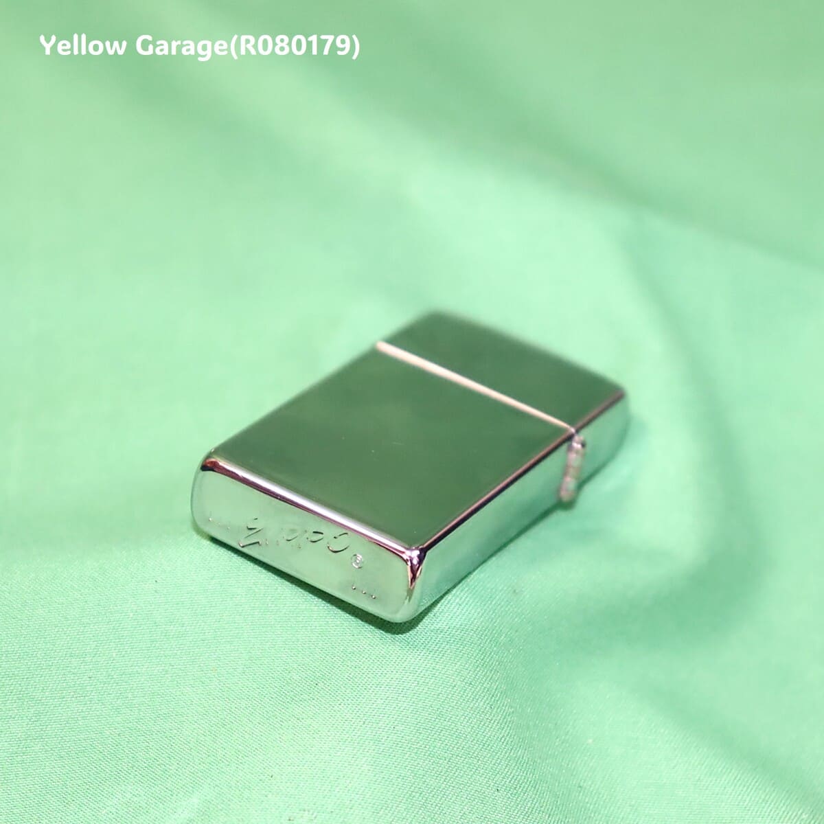 ZIPPO 社製1967年製スリムタイプ・オイルライター＿ZIPPPO左下