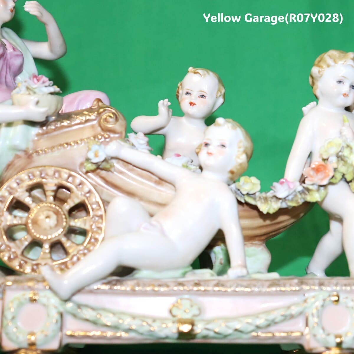 ロココスタイル 女神と天使の陶器フィギュリン｜ビスクポーセリン置物 28cm