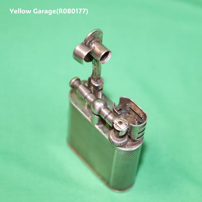 英国 Dunhill による「Dunhill Sport」オイルライター＿蓋開き右下