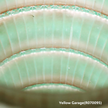 R. LALIQUE 「シェヴルーズ/Chevreuse」フラワーモチーフ厚手アールデコ・ガラスポット