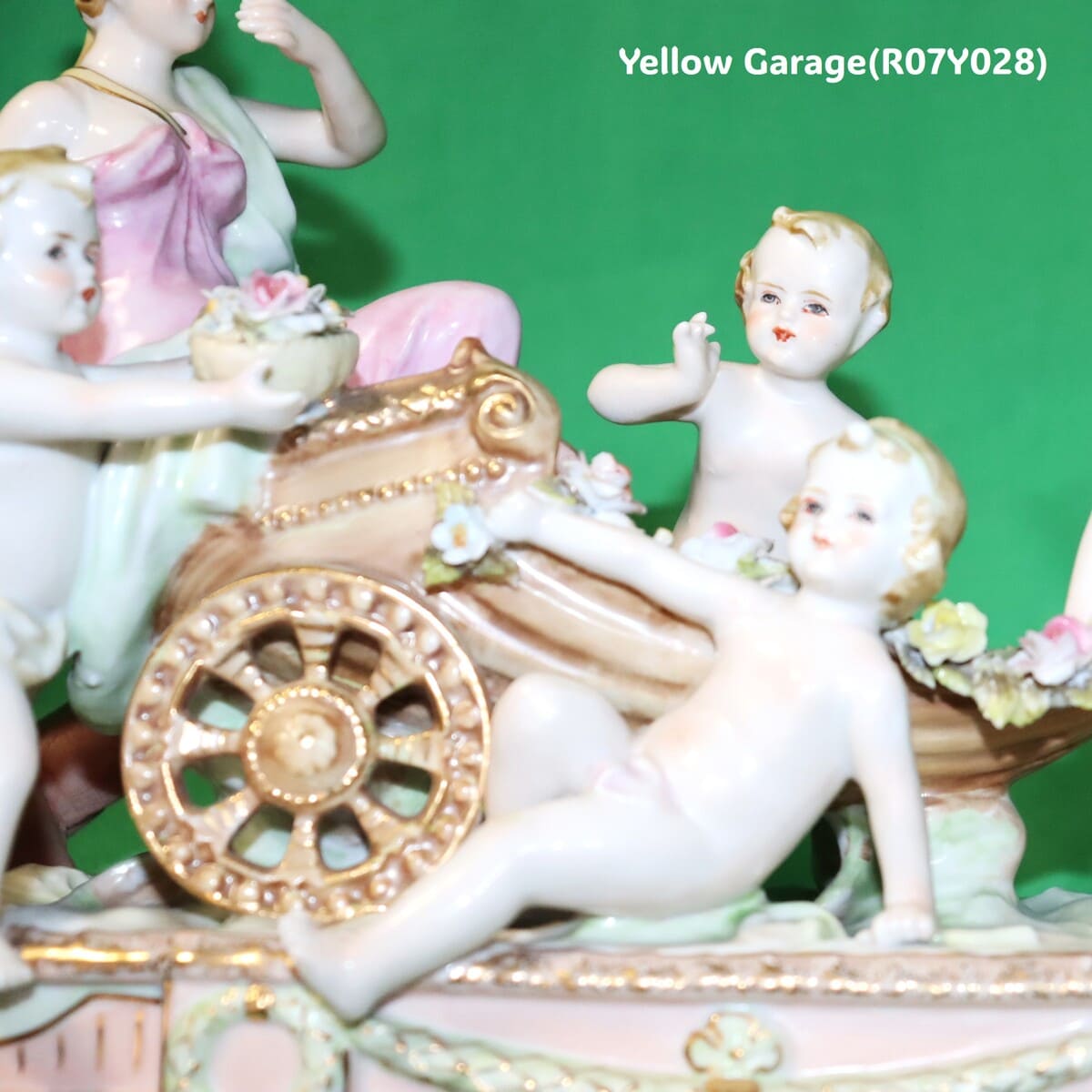 ロココスタイル 女神と天使の陶器フィギュリン｜ビスクポーセリン置物 28cm