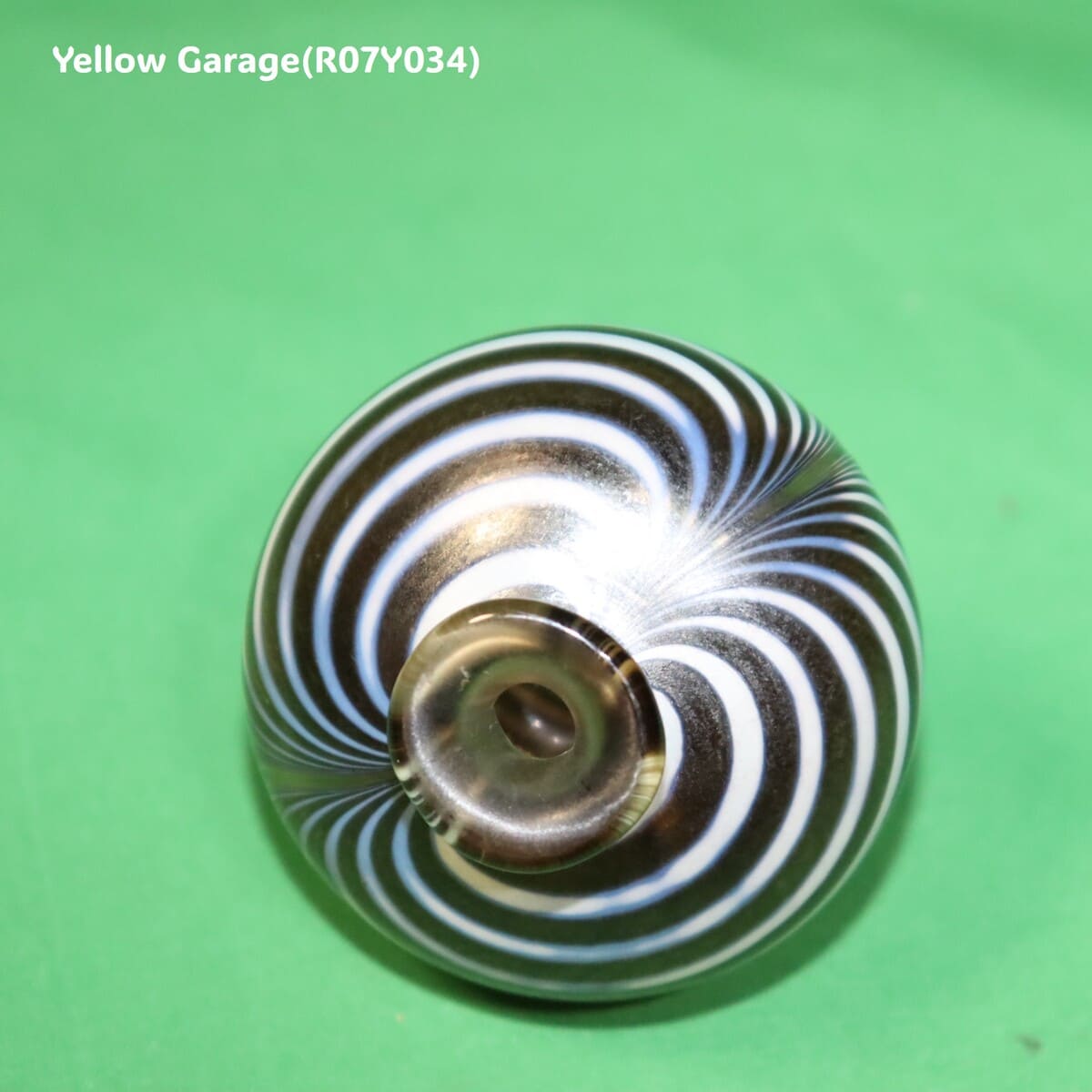 KOSTA BODA コスタボダ アートガラス ミニベース “Brown & White Flow” 6cm