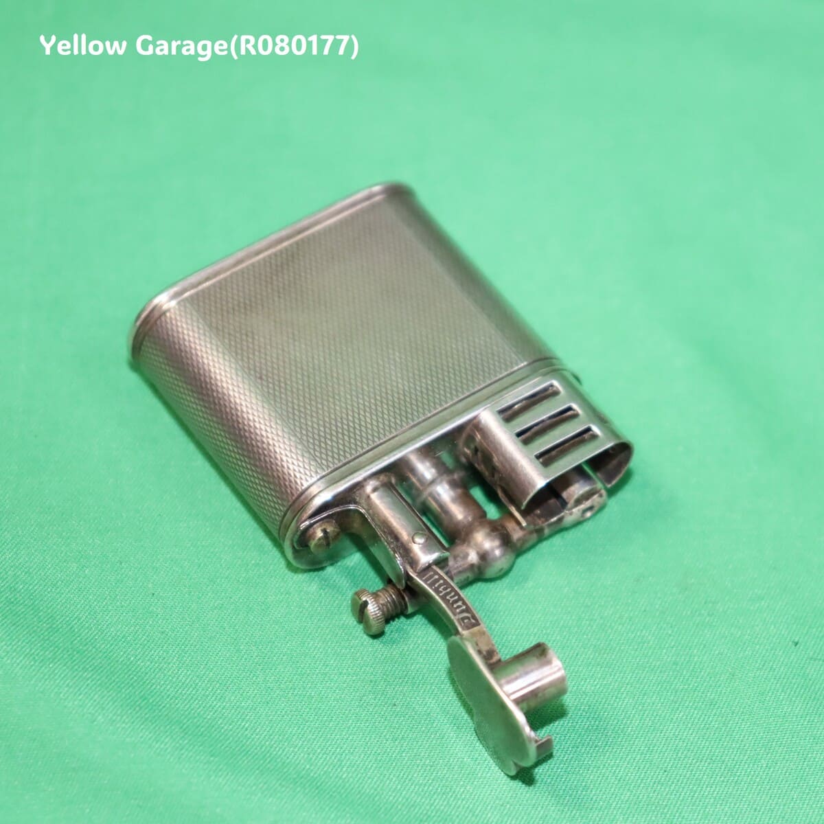 英国 Dunhill による「Dunhill Sport」オイルライター＿横蓋開き右下