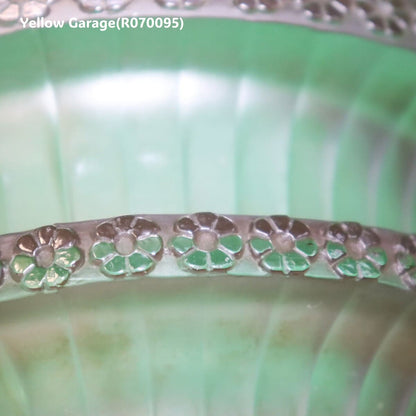 R. LALIQUE 「シェヴルーズ/Chevreuse」フラワーモチーフ厚手アールデコ・ガラスポット