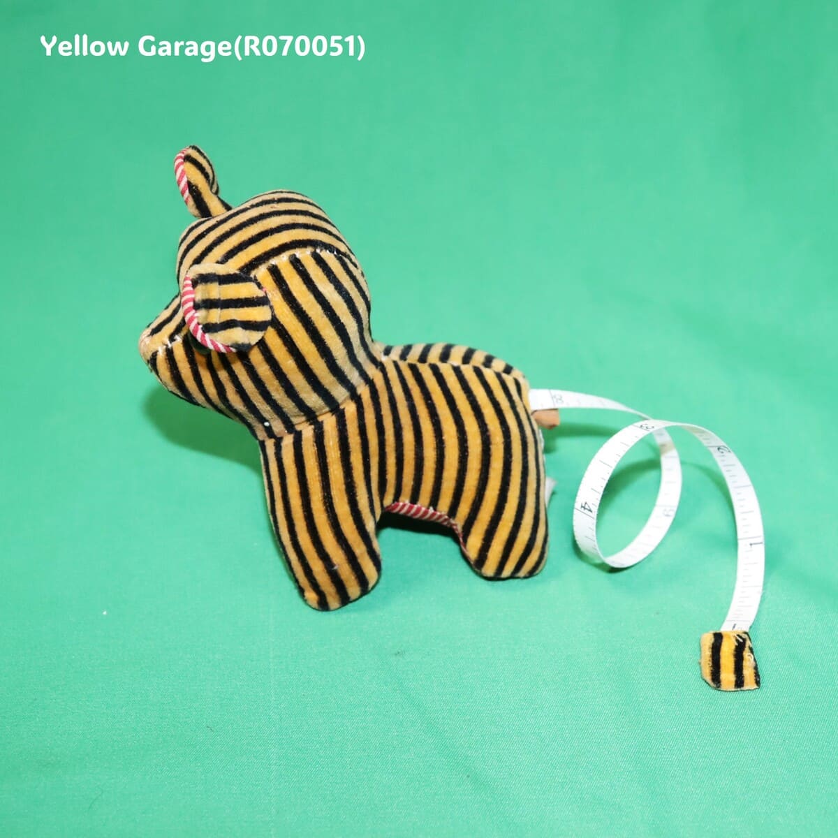 ヴィンテージ メジャー付きぬいぐるみ（FOREIGNタグ・CTマーク）｜ヨーロッパ製 手のひらサイズ