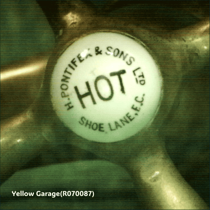 H.PONTIFEX & SONS LTD 真鍮製 アンティーク蛇口（HOT表記／セラミックトップ）