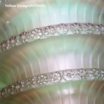 R. LALIQUE 「シェヴルーズ/Chevreuse」フラワーモチーフ厚手アールデコ・ガラスポット