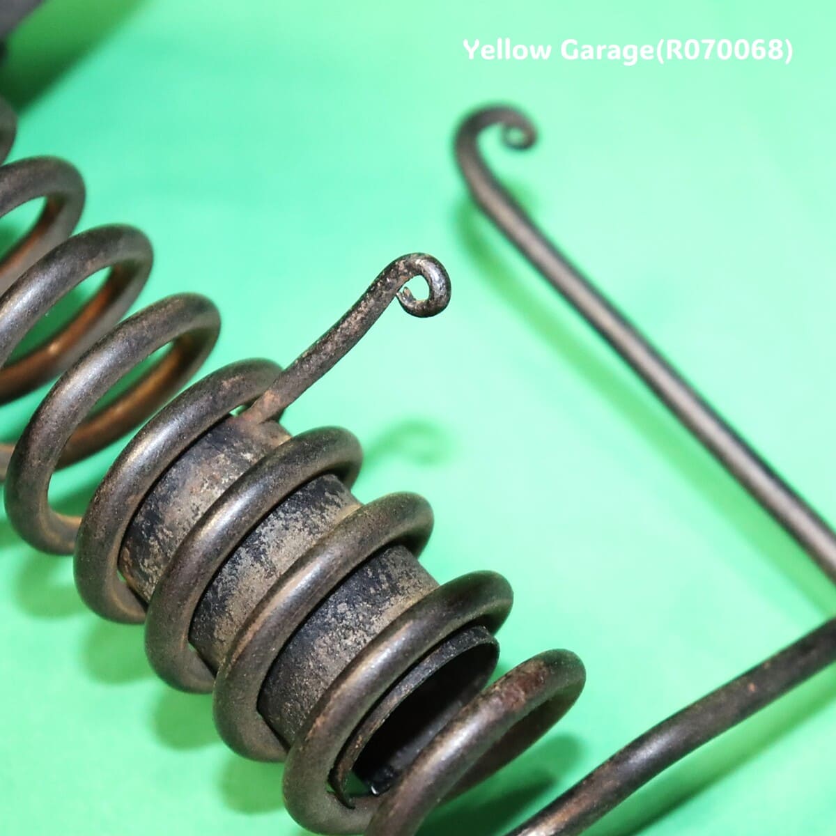 アンティーク 鉄製スプリングキャンドルスタンド