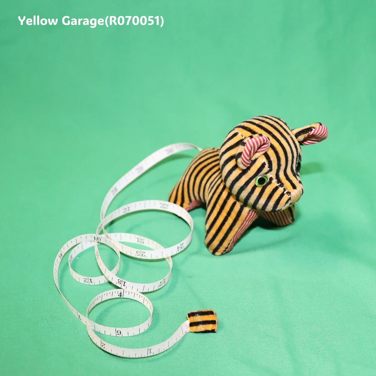 ヴィンテージ メジャー付きぬいぐるみ（FOREIGNタグ・CTマーク）｜ヨーロッパ製 手のひらサイズ