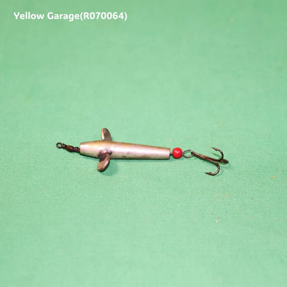 アンティーク メタル製 フィッシュルアー 小型 スクリューウィング付全体