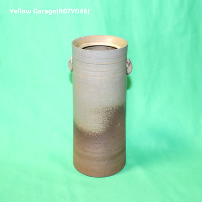 自然釉と窯変が織りなす素朴な美
備前焼の名工、亀井勝の逸品正面