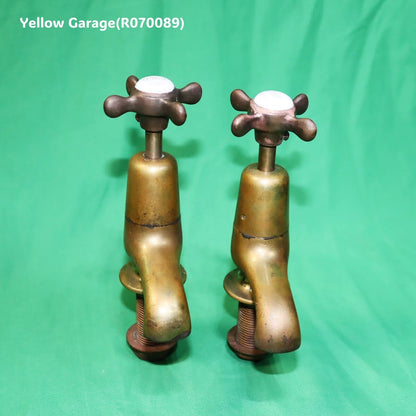 FROY LONDON 真鍮製 アンティーク蛇口セット（HOT & COLD）　正面