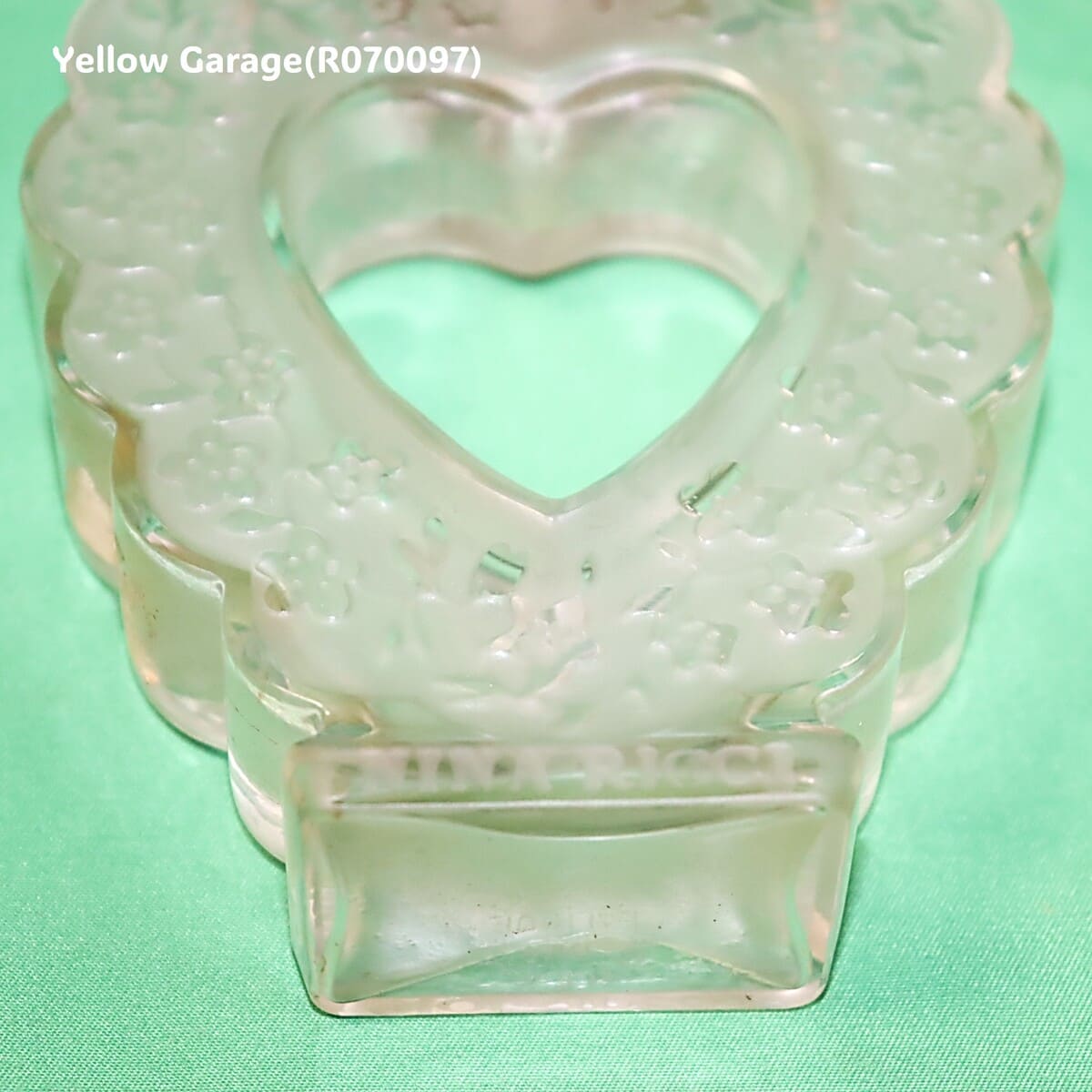 ニナ・リッチ × ラリック アールデコ香水ボトル「COEUR JOIE（喜びの心）