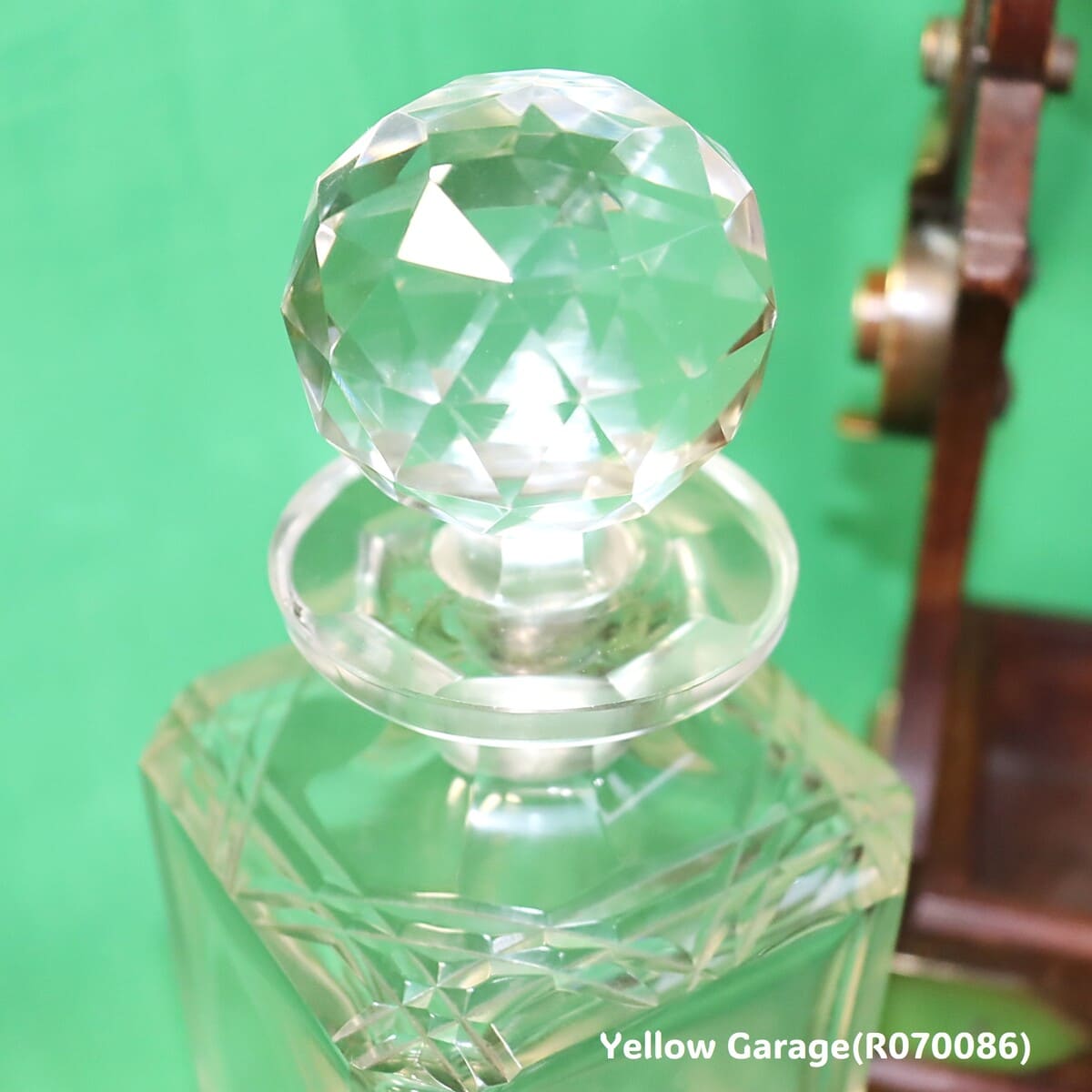 ロック付きアンティークデキャンタ・キャディ・ボトルトップアップ