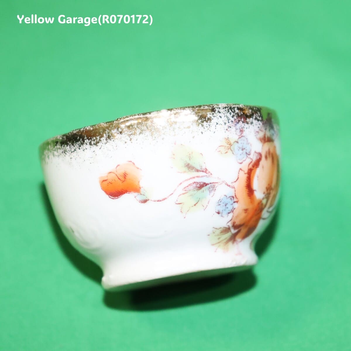 小振りなサイズが特徴のアンティーク・ティーセット＿シュガーアップ