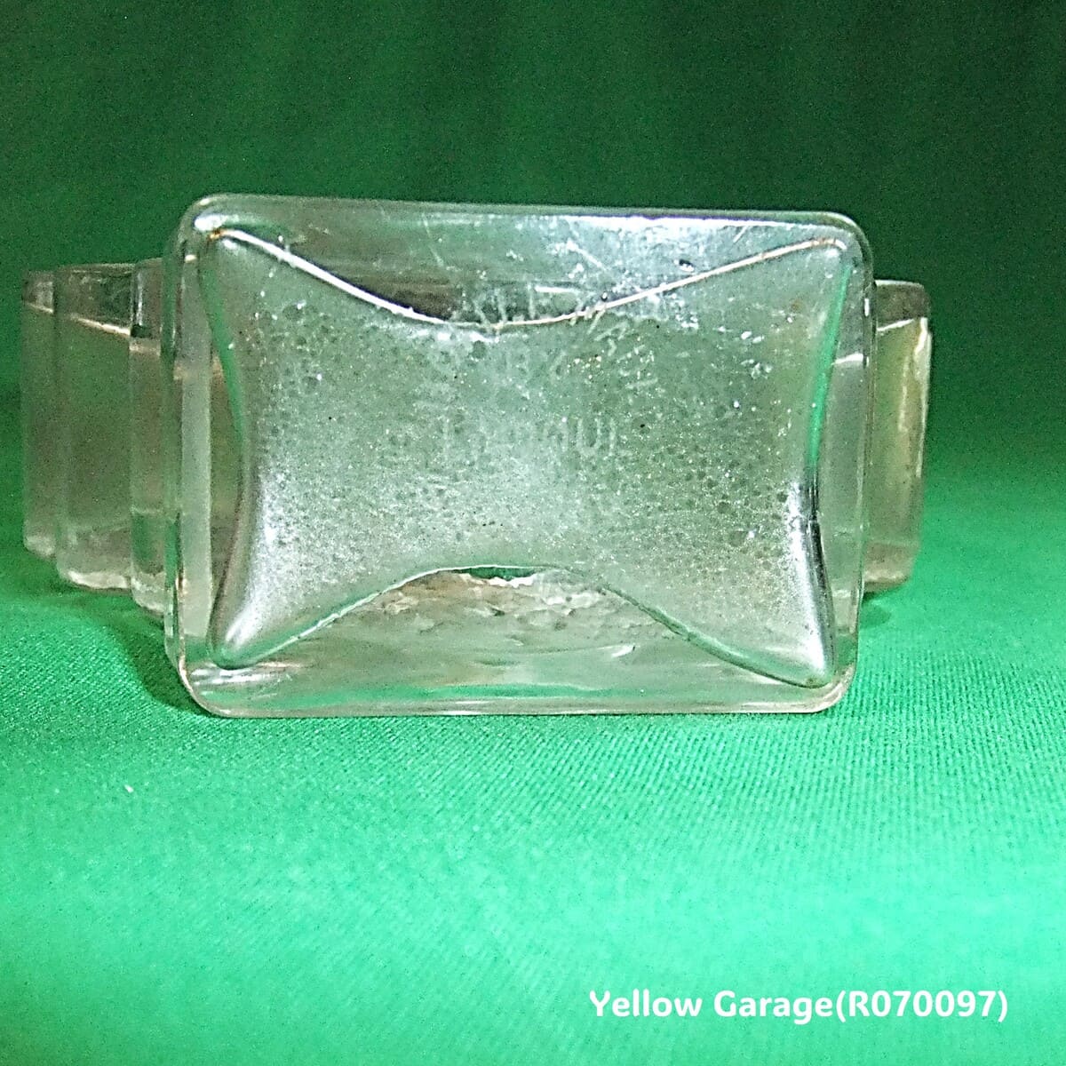 ニナ・リッチ × ラリック アールデコ香水ボトル「COEUR JOIE（喜びの心）