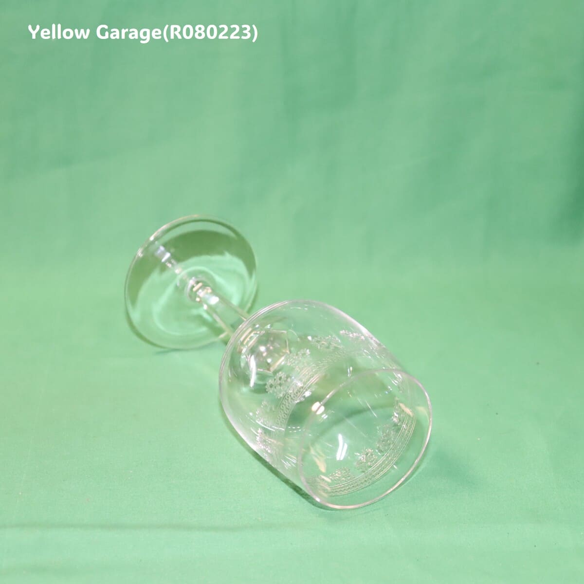 フランスを代表するクリスタルブランドオールドバカラによる「ポンパドール」シリーズのアンティーク・ウォーターグラ＿口右前