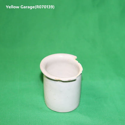 白釉の小さなアンティーク陶器ポット_正面