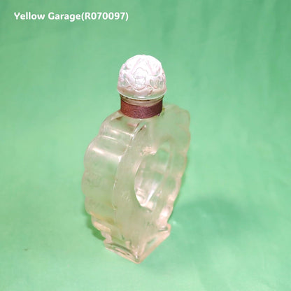 ニナ・リッチ × ラリック アールデコ香水ボトル「COEUR JOIE（喜びの心）　左
