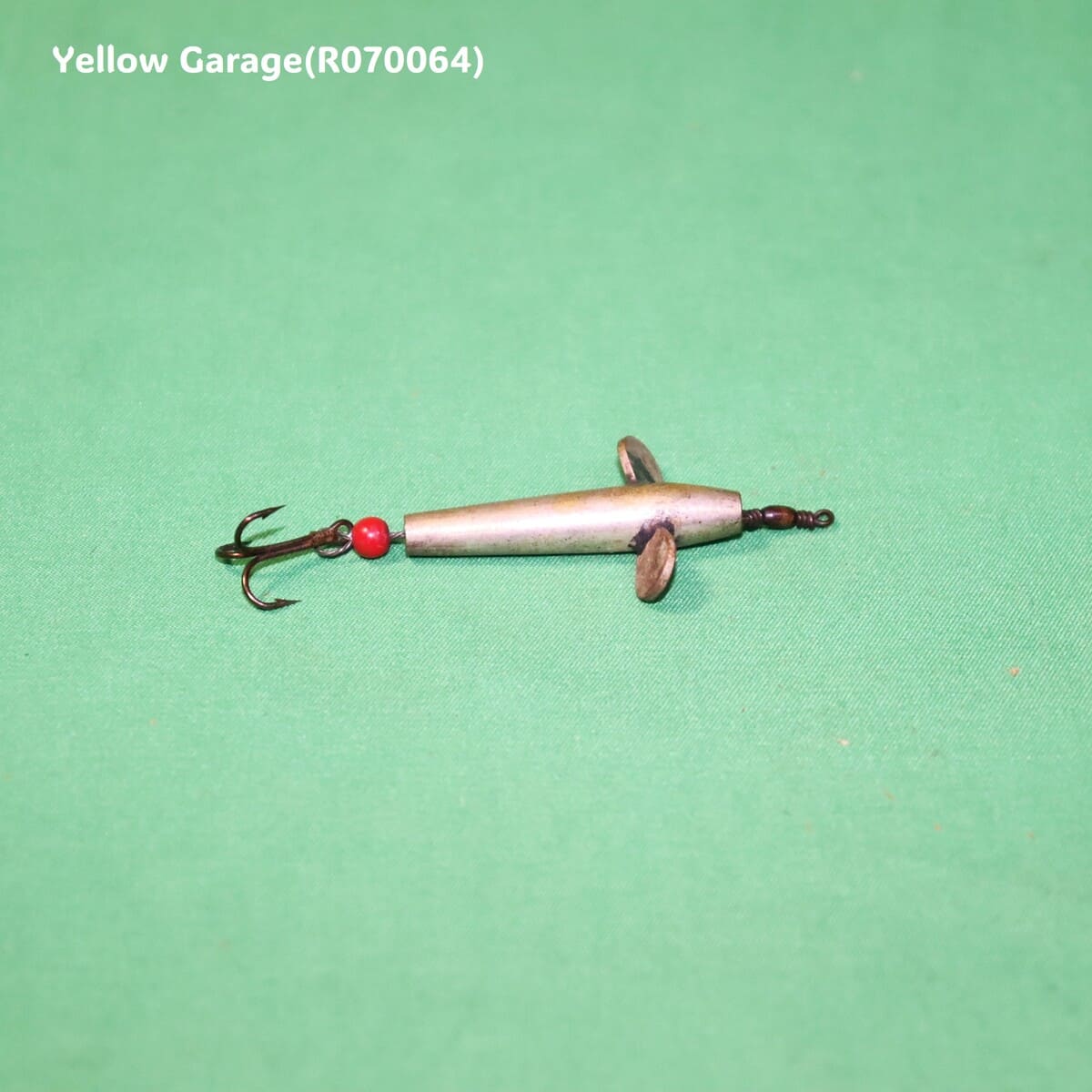 アンティーク メタル製 フィッシュルアー 小型 スクリューウィング付