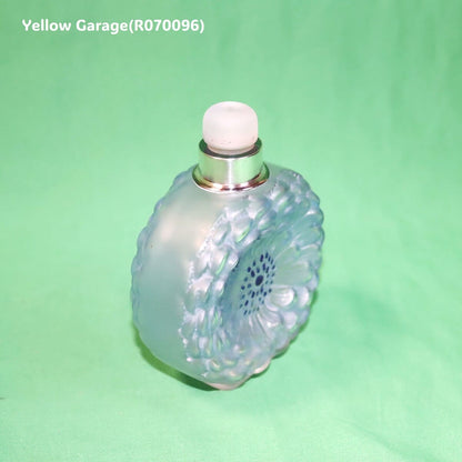 R. Lalique フロレアル・パフュームボトル – 両面花文様の芸術的逸品　左