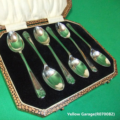 W&H 英国純銀製アンティークティースプーン6本セット（専用ケース付）＿斜め
