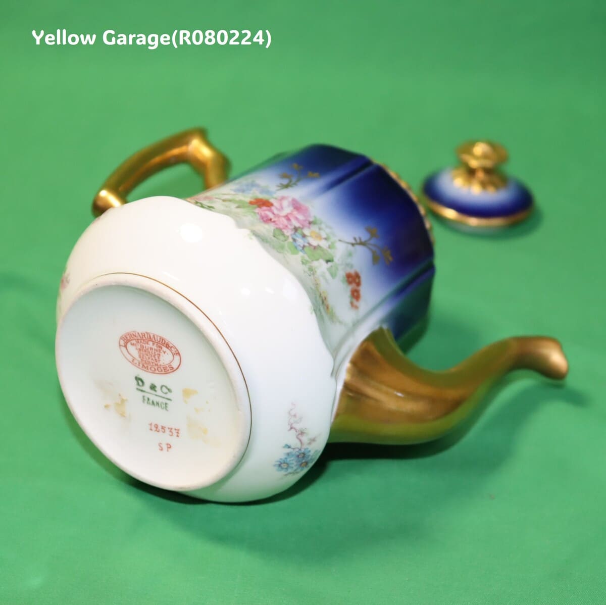 19世紀末〜20世紀初頭に製造されたフランス・リモージュのアンティークティーセット_ポット底