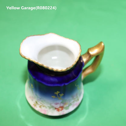 19世紀末〜20世紀初頭に製造されたフランス・リモージュのアンティークティーセット_ミルクポット上から