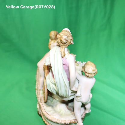 ロココスタイル 女神と天使の陶器フィギュリン｜ビスクポーセリン置物 28cm