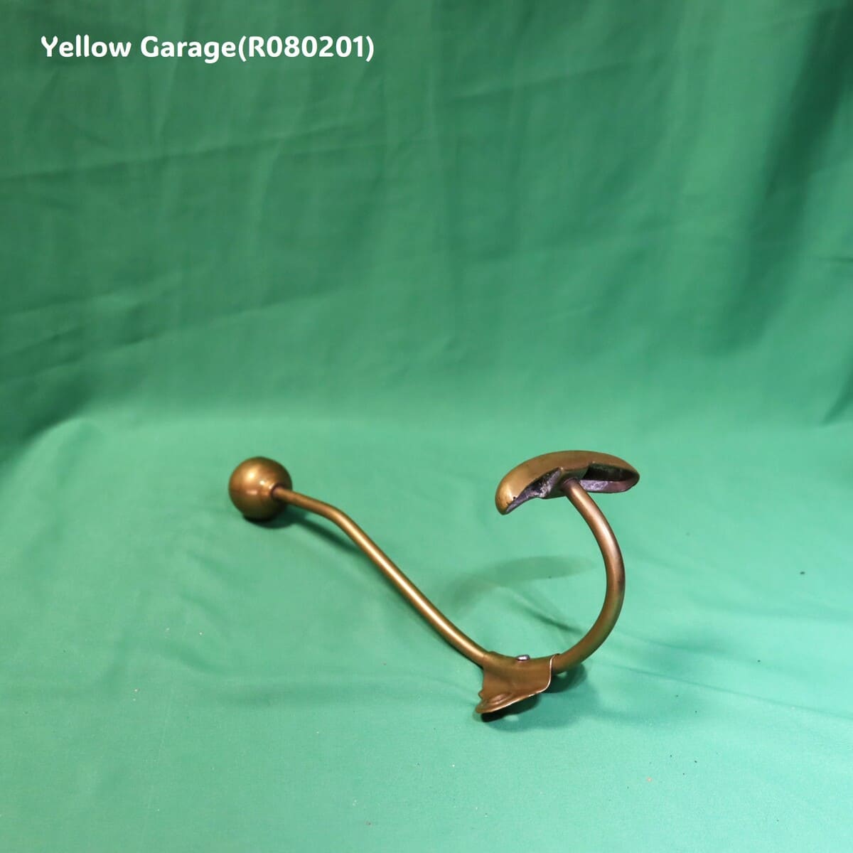 19世紀末から20世紀初頭のフランスで製造されたアンティークの壁付けフック＿左上